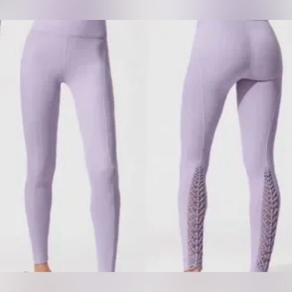 Carbon38 lilac leggings, size XS, brand new with tag.